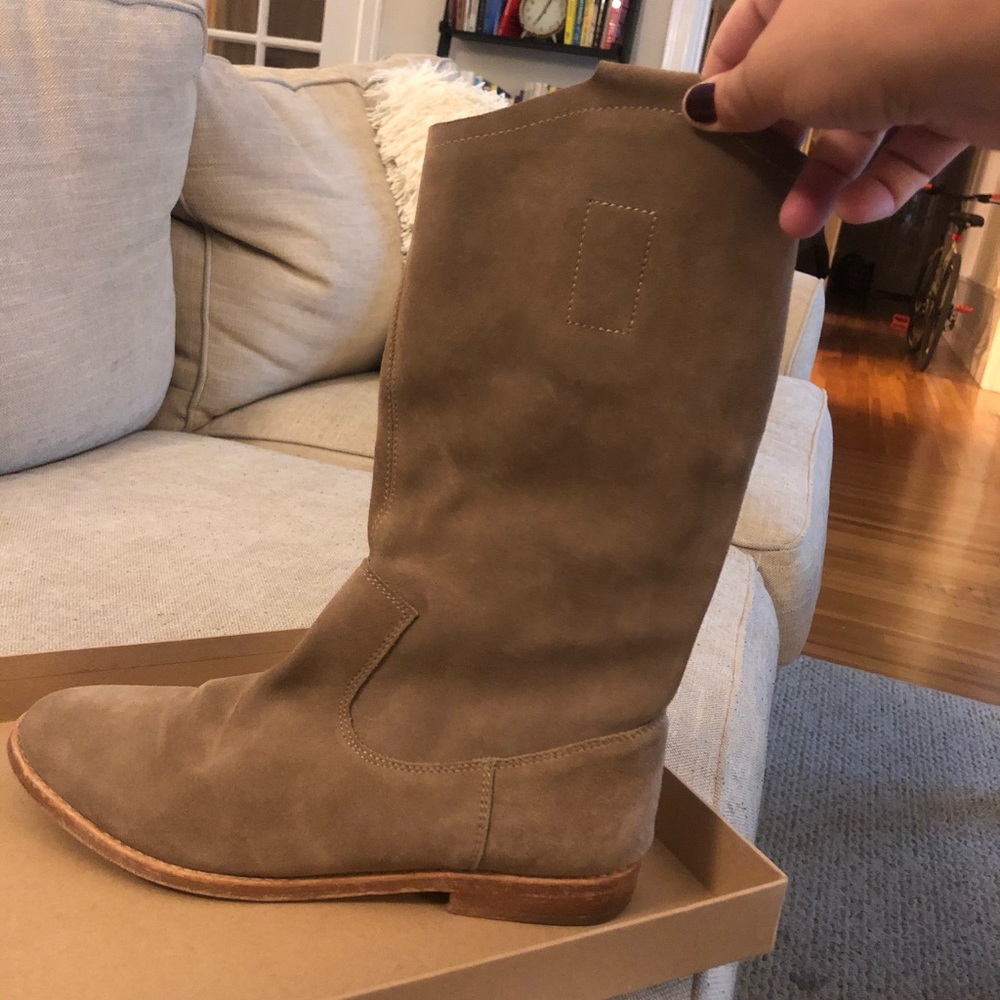 Size 39 joie suede boots